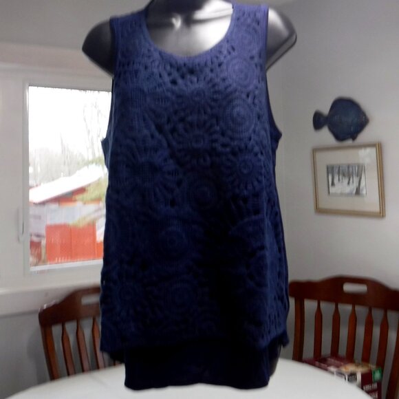 BNWT Maurices Navy Crochet tank top size XXL - Picture 2 of 7